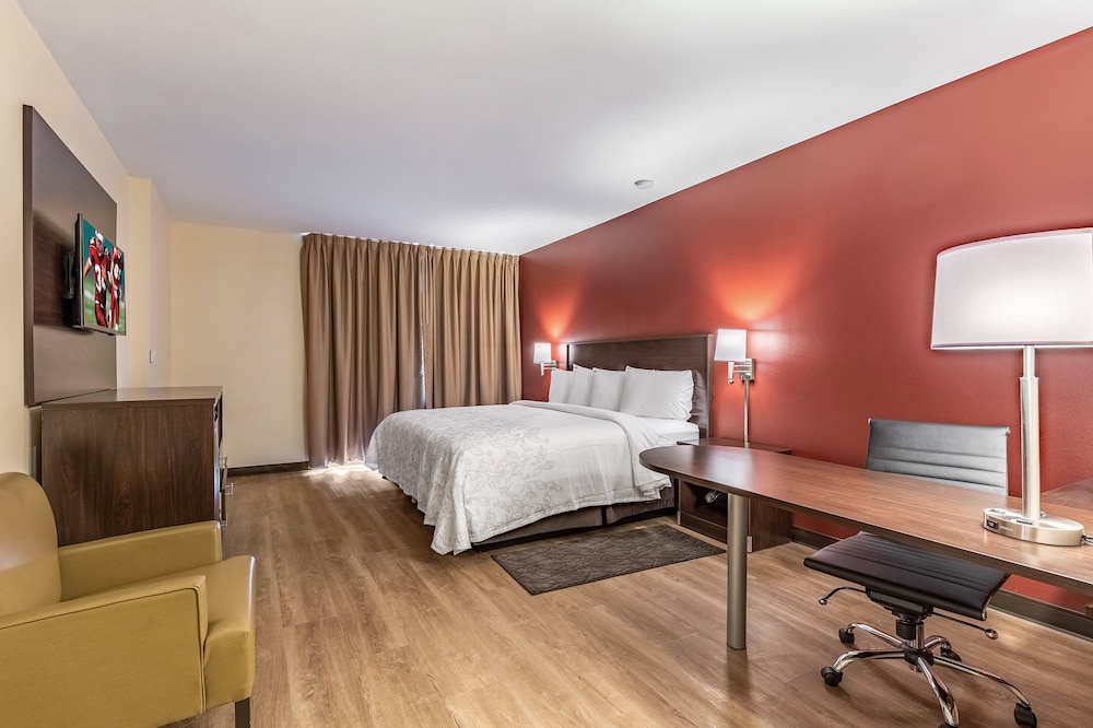 Superior Room, 1 King Bed (Smoke Free) - Photo 1