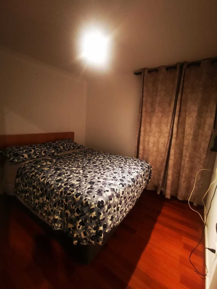 Traditional Apartment photo 1