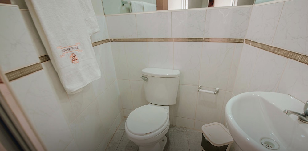 Double Room, Multiple Beds photo 2