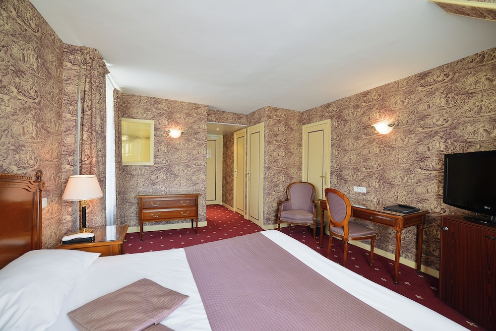 Luxury Castle photo 2