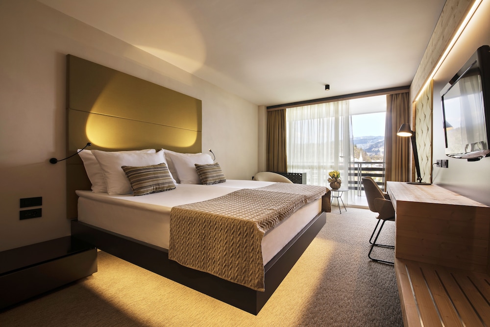Double Room, Balcony, Lake View photo 3