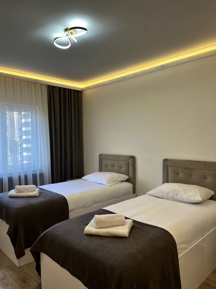 Deluxe Twin Room, 2 Twin Beds photo 2