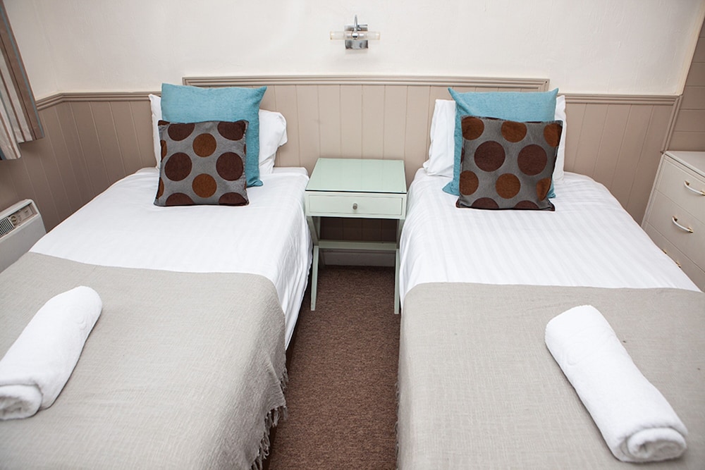 Standard Twin Room photo 1