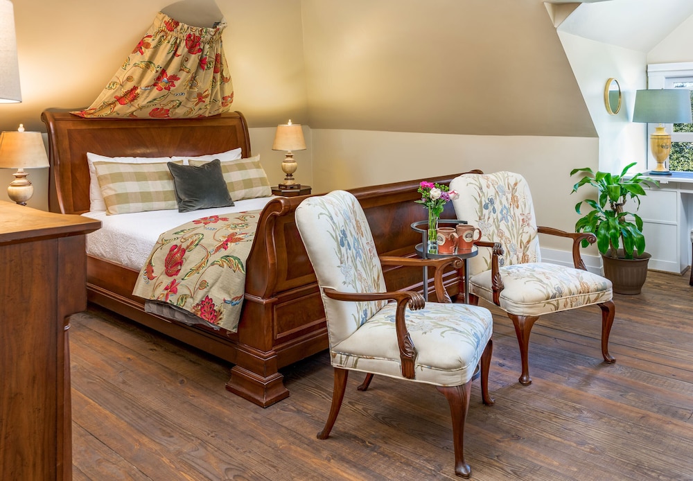 Premium Suite, 1 King Bed with Sofa bed (Samuel T. Sawyer Suite)