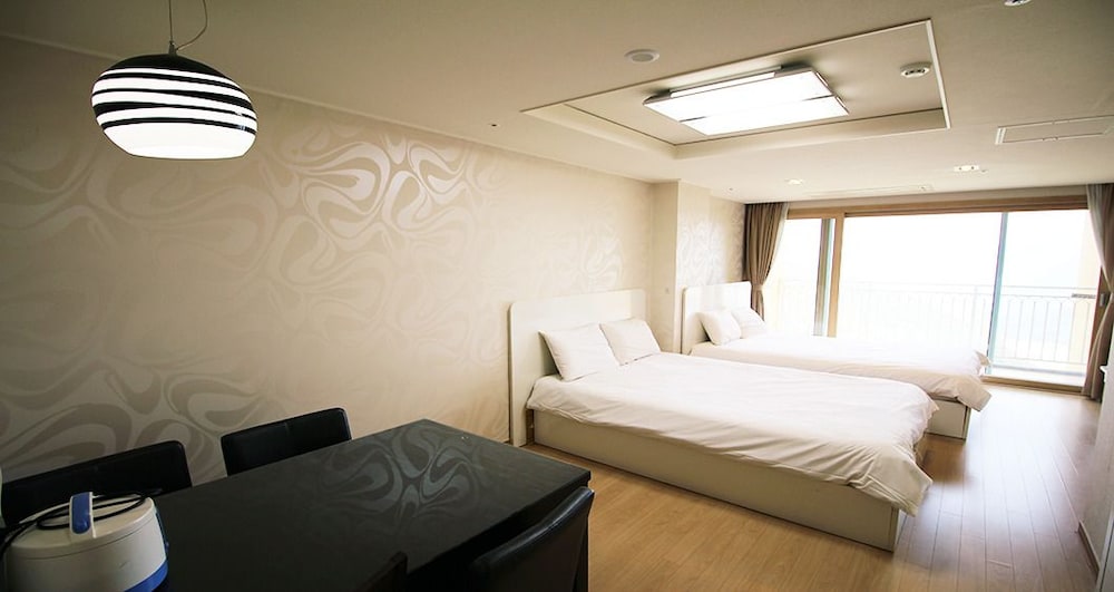 Family Twin Room photo 3