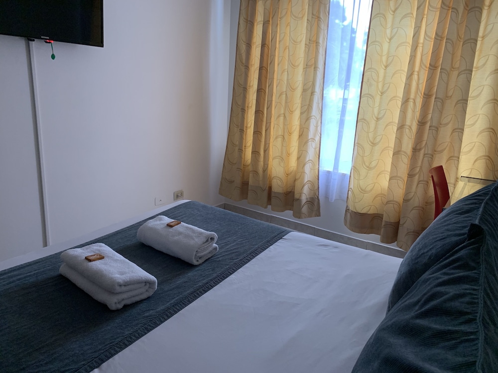 Standard Double Room, 1 Double Bed, Non Smoking, Private Bathroom