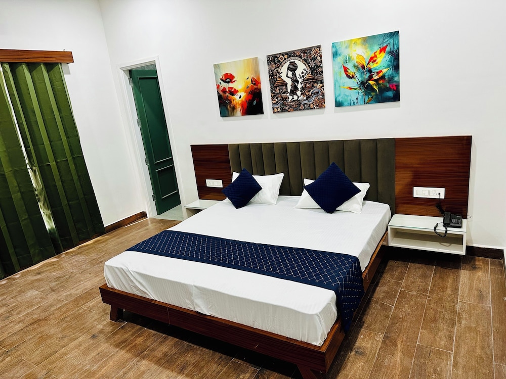 Double Room, City View