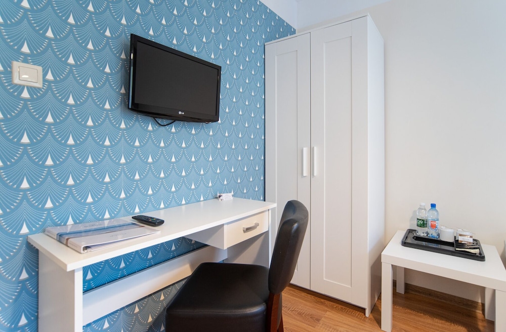 Standard Double or Twin Room (separate building) photo 2