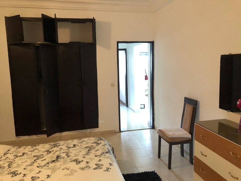 Comfort Apartment, 2 Bedrooms, Bathtub, City View photo 3