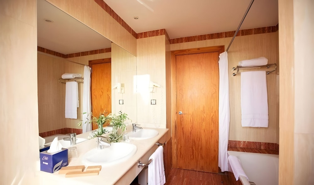Premium Comfort Room - Photo 5