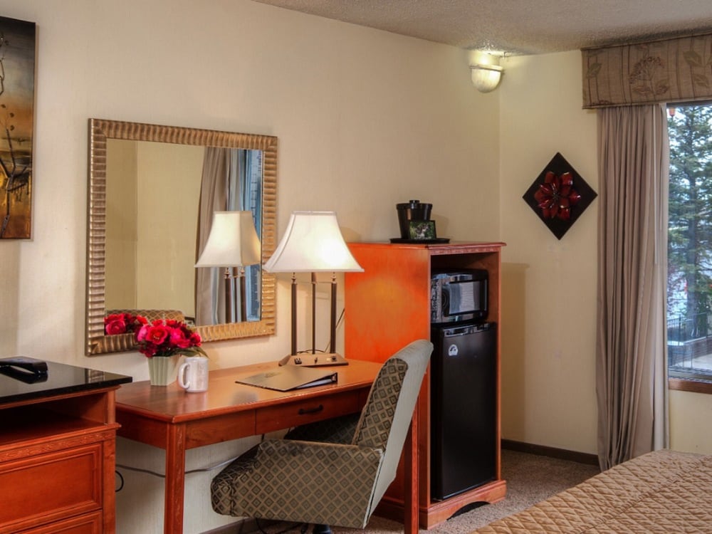 Standard 2 Queen Beds 1rst Floor Pet Friendly photo 3
