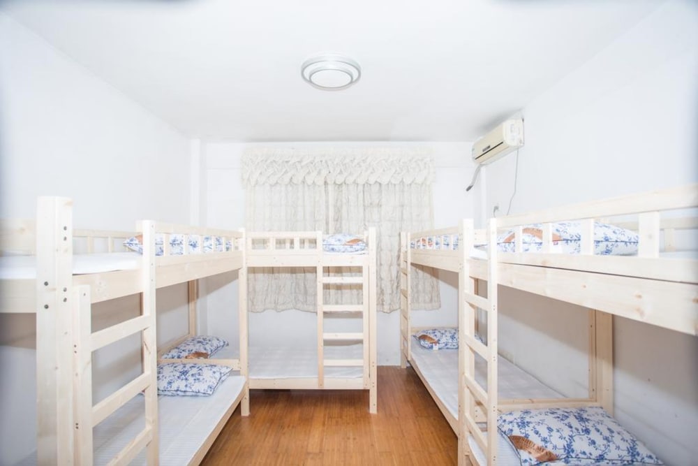 Bed in Shared Dormitory, Mixed Dorm
