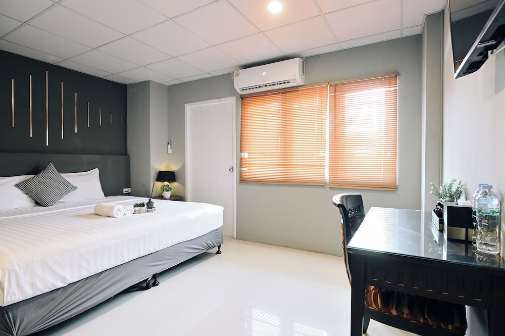 Junior Suite (Building 2) photo 2