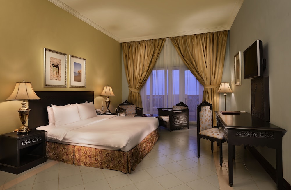 Premier Double Room, 1 King Bed, Balcony, Sea View photo 1