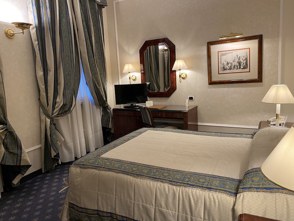Basic Double Room photo 1