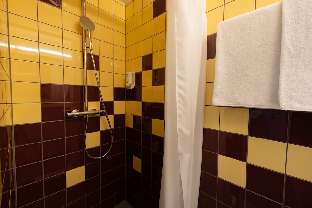 Double Room (Plus) - Photo 11