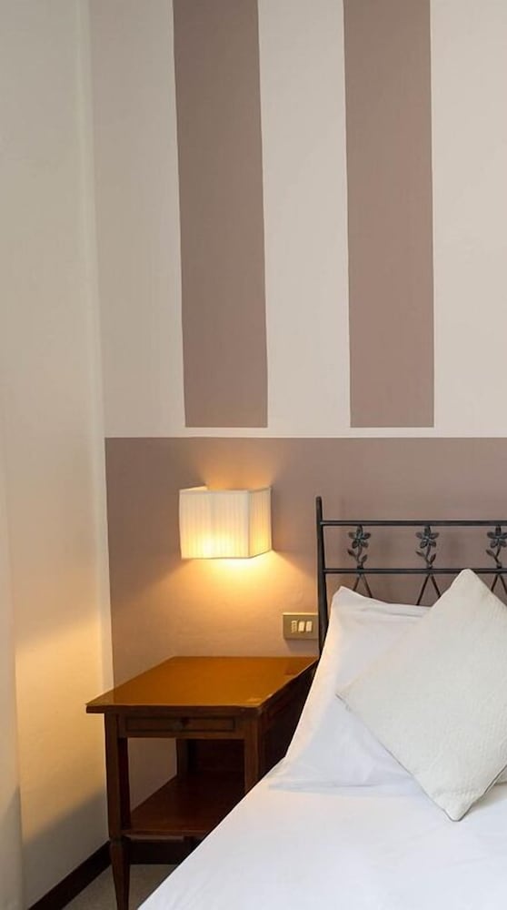 Traditional Room, 1 Queen Bed