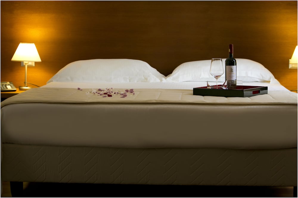 Standard Double or Twin Room, 1 Double or 2 Twin Beds - Photo 6