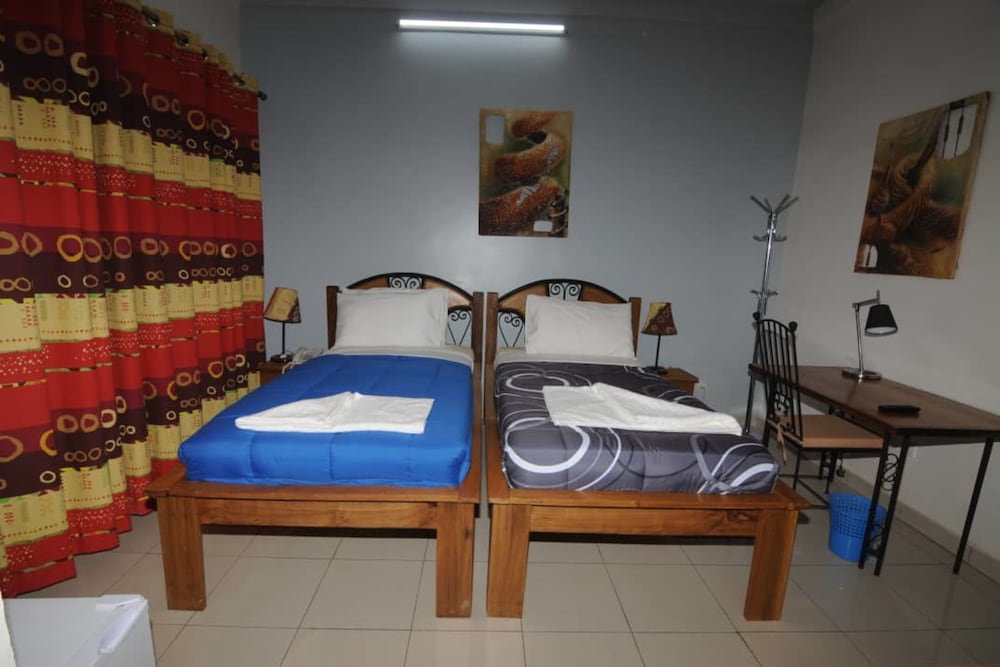 Senior Apartment, 2 Queen Beds, Non Smoking photo 2
