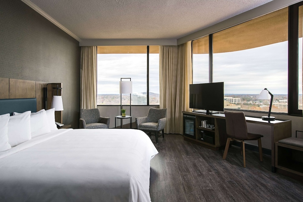 Standard Suite - Photo 1