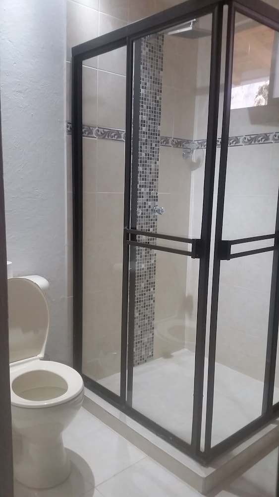 Basic Double Room, 1 Double Bed, Accessible, Private Bathroom photo 2