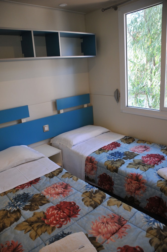 Family Mobile Home photo 3