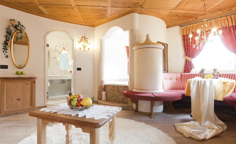 Comfort Room photo 1