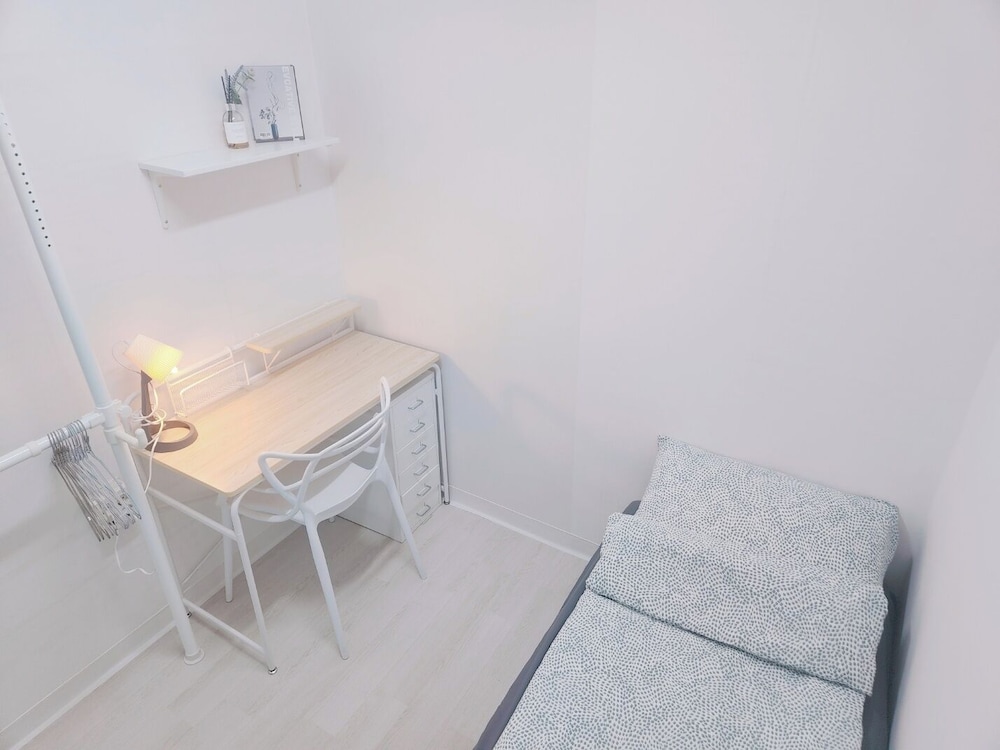Deluxe Room, Women only, Non Smoking, Shared Bathroom(310)(Self check-In Hotel,Please contact HOTEL)
