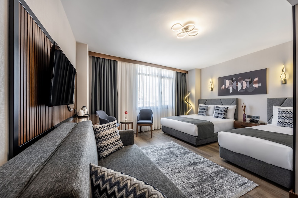 Deluxe Quadruple Room photo 1