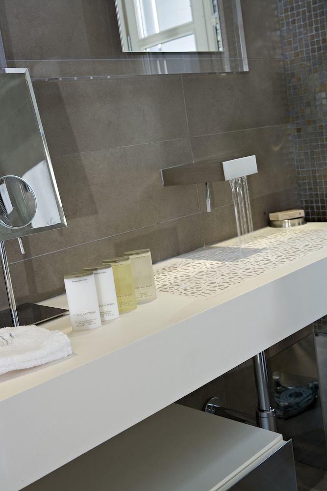 Prestige Suite - Photo 7