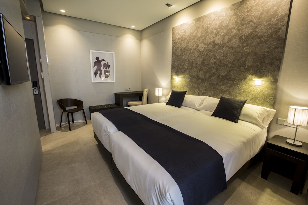 Double Room (With Parking)