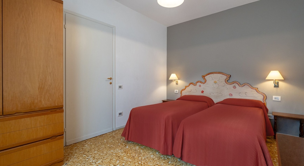 Family Apartment photo 3