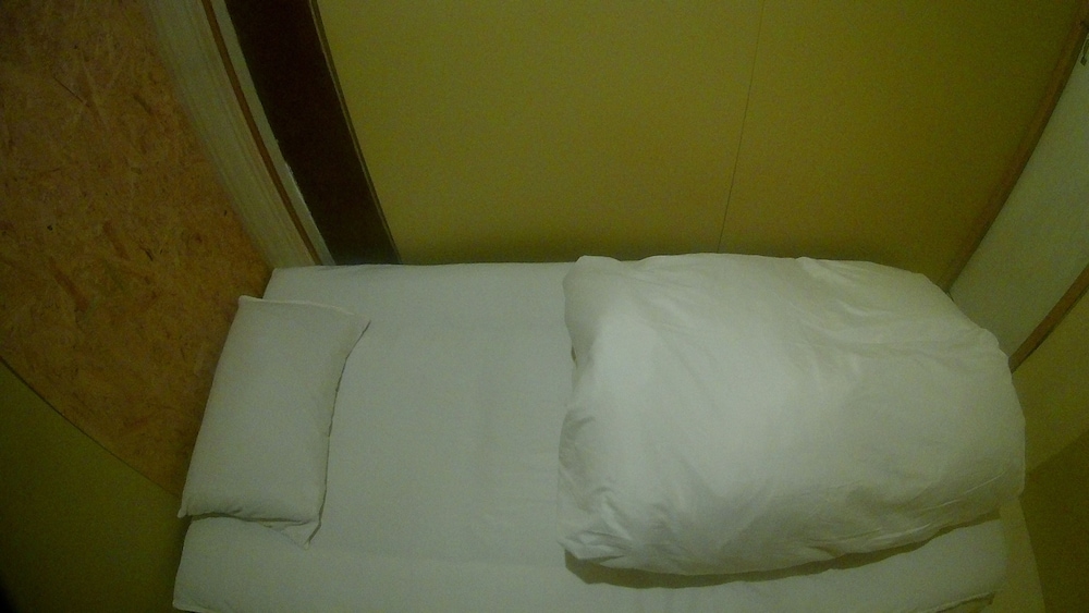 Run of House, Private Single Room 1 photo 3