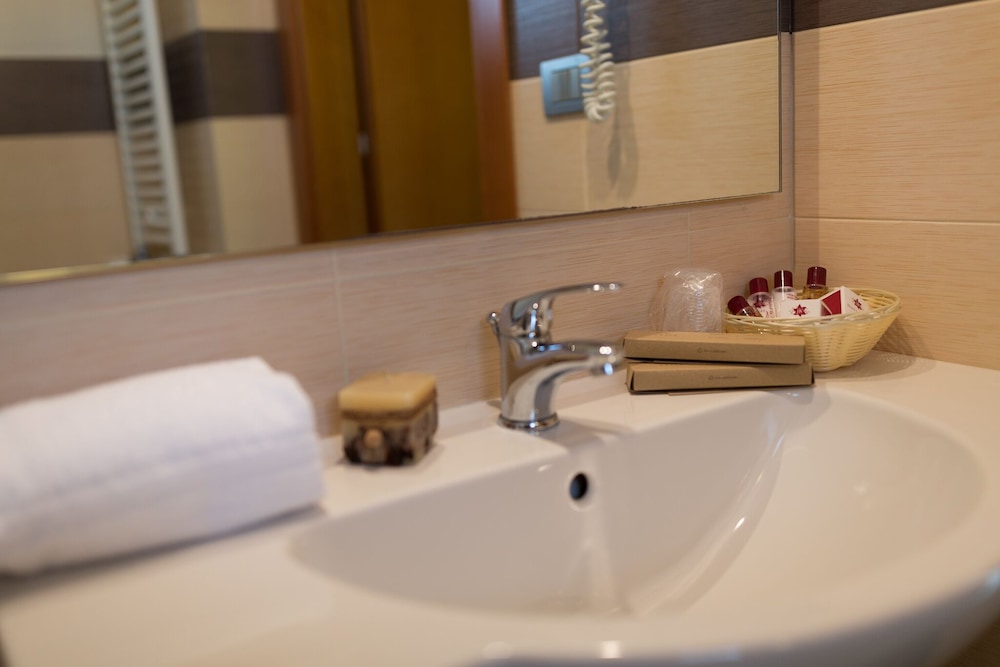 Superior Double Room Single Use photo 2