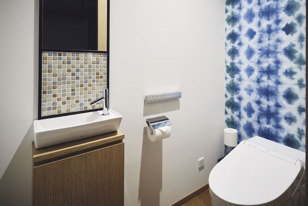 Standard Room, 2 Twin Beds, River View (Private Hot Spring) - Photo 3