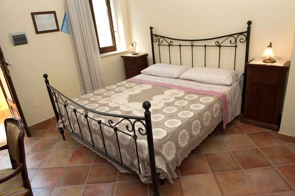 Quadruple Room (Arancia) photo 3