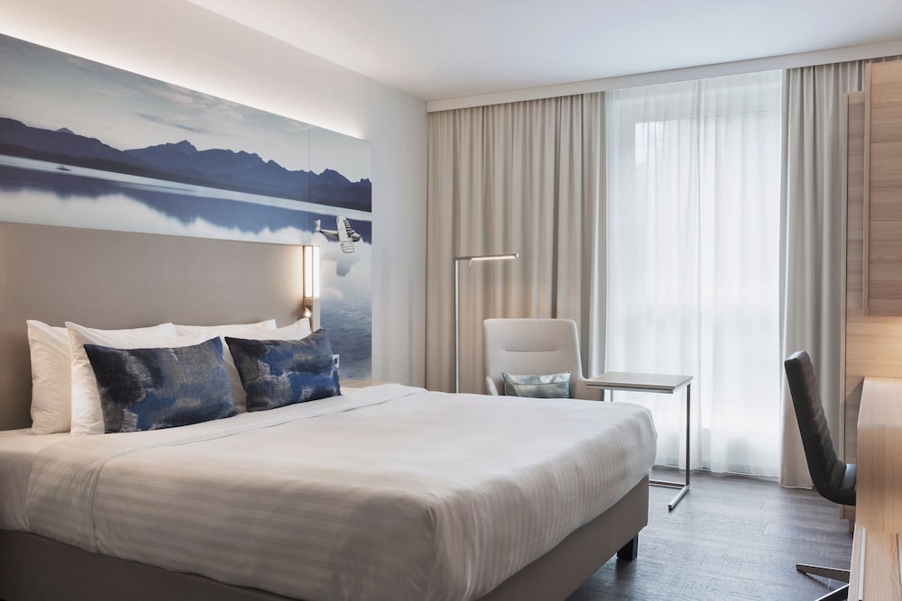 Deluxe Room, 1 King Bed