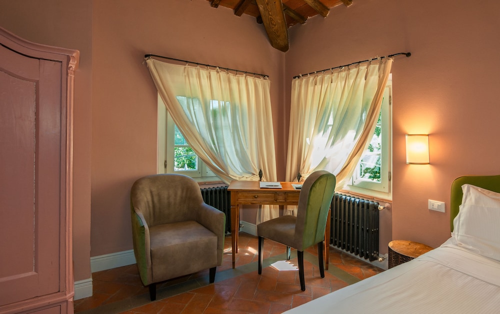 Classic Double Room, Garden View
