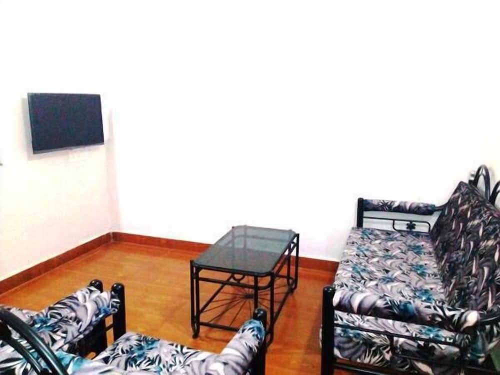 Family Quadruple Room, 2 Queen Beds, Kitchen, Beachside photo 1