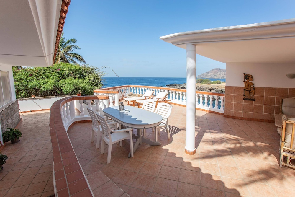 Exclusive Apartment, 2 Bedrooms, Sea View photo 1