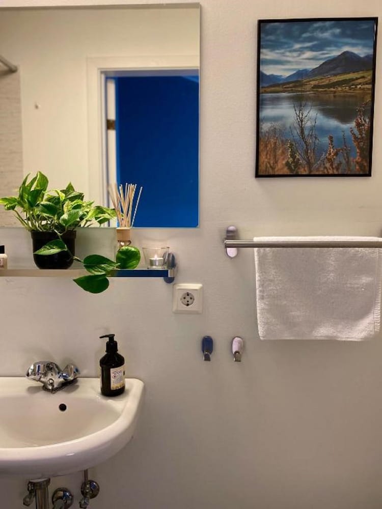 Double or Twin Room, Private Bathroom photo 2