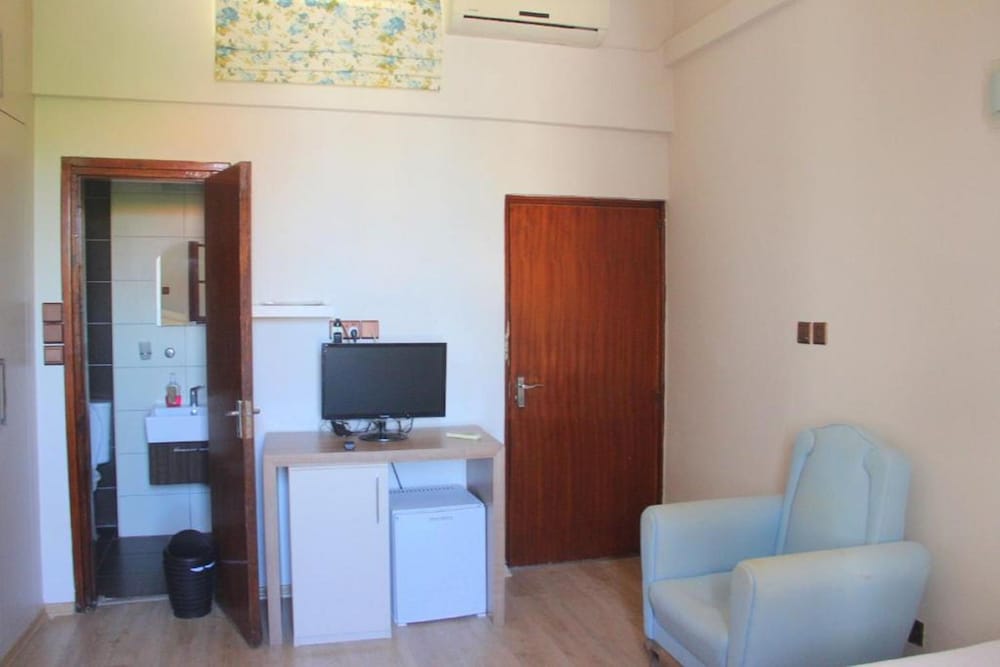 Triple Room, Balcony photo 2