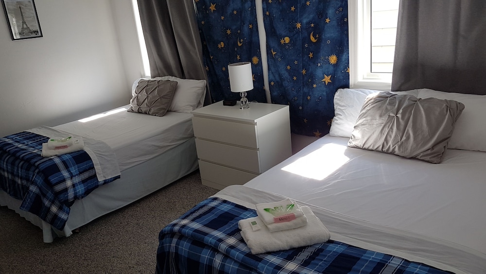 Superior Double Room, 2 Double Beds, 2 Bathrooms, Ground Floor photo 1