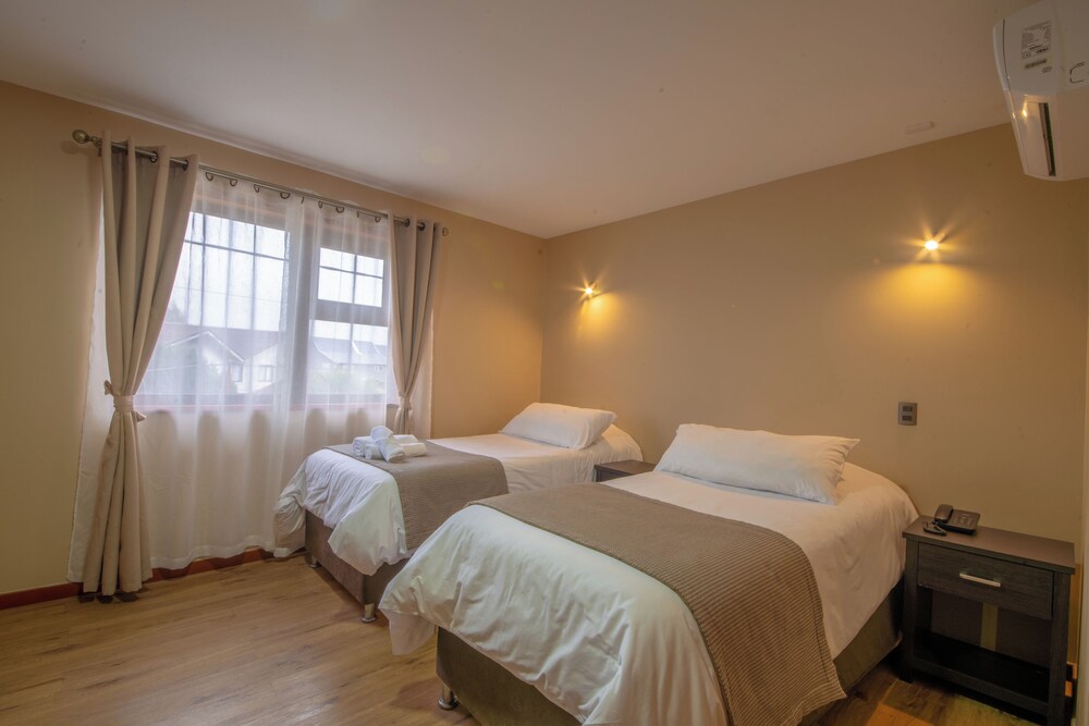 Twin Room, City View