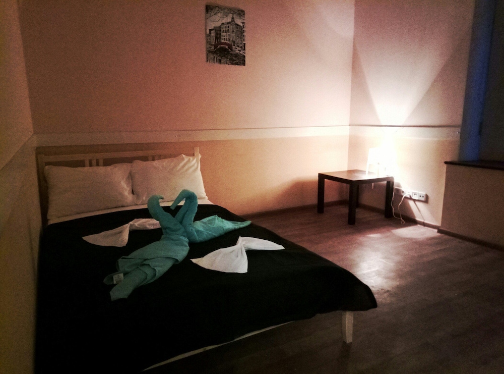 Basic Double Room, Shared Bathroom