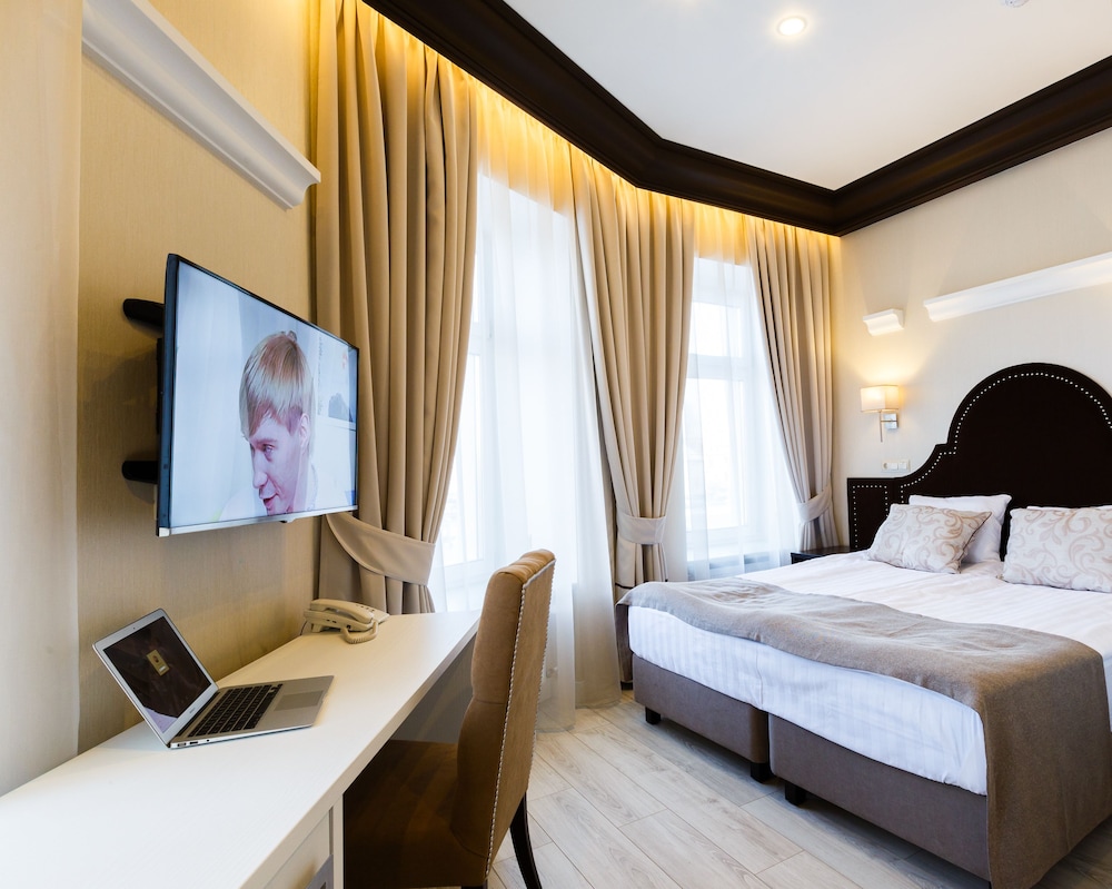 Standard Double or Twin Room photo 3