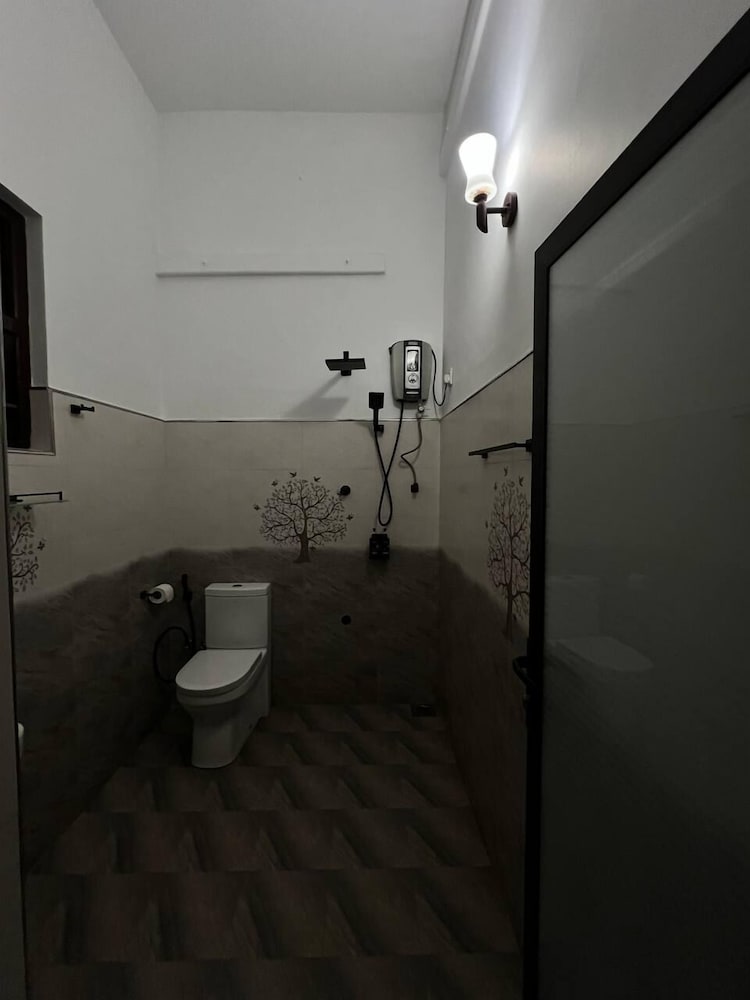 Double or Twin Room, Ground Floor
