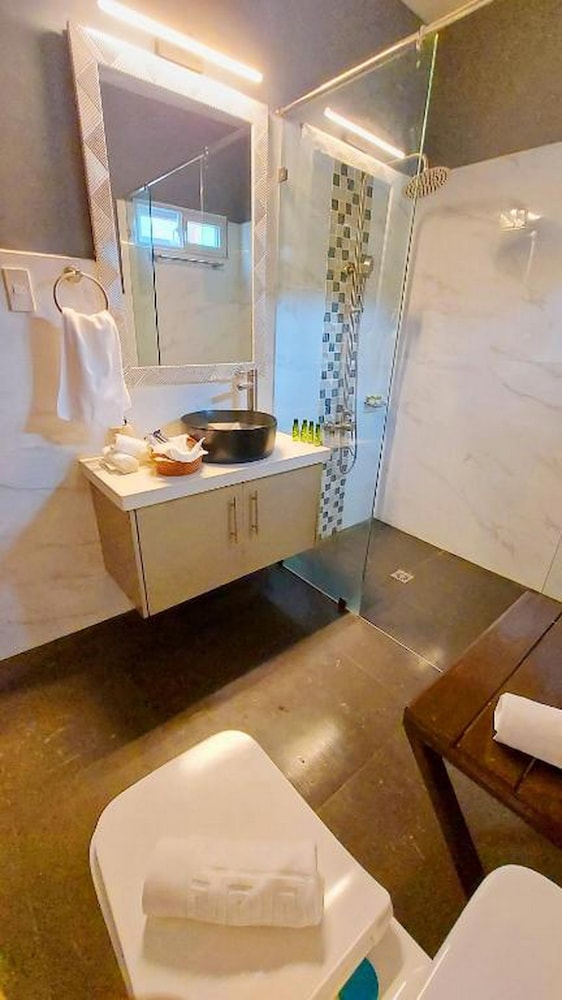 Premier Room - Photo 3