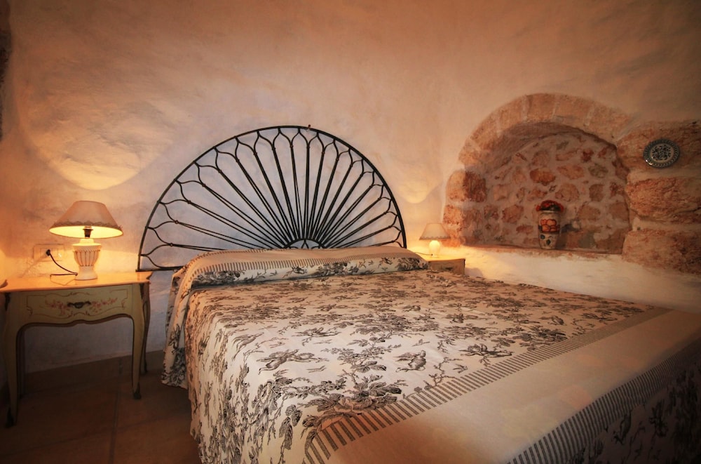 Apartment (1 Bedroom)