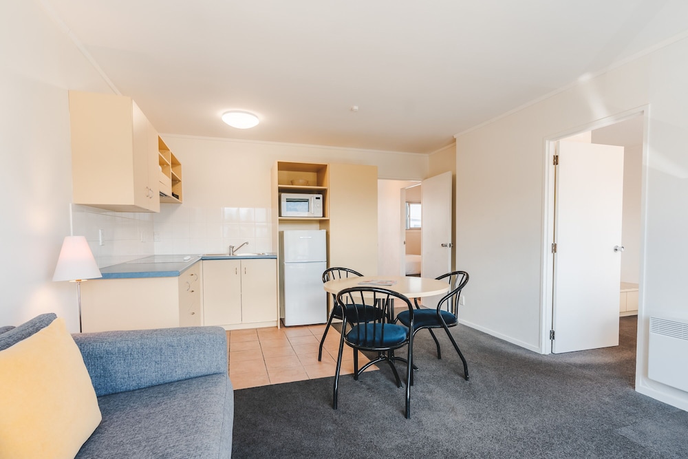 Family Apartment, 2 Bedrooms - Photo 8